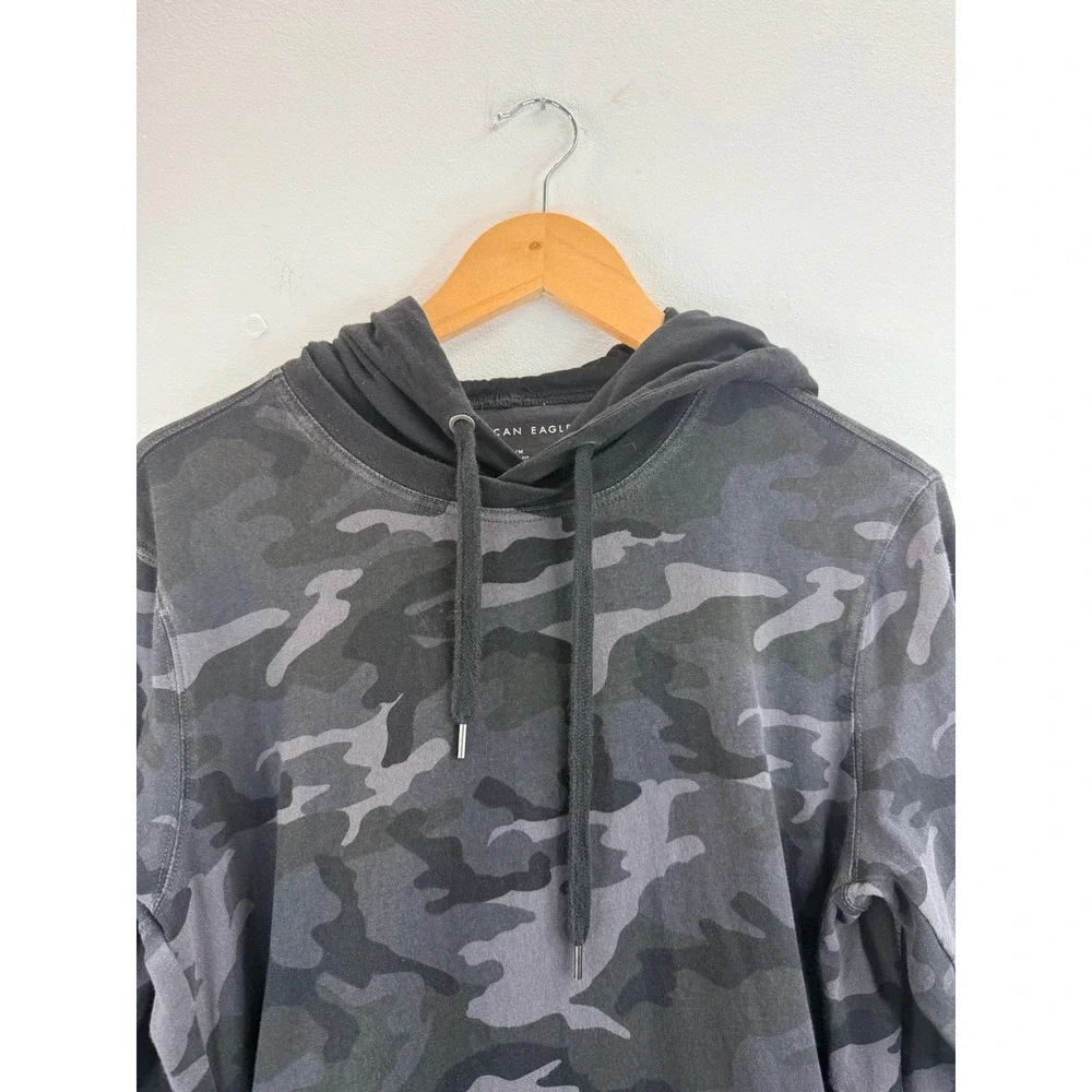 American Eagle Camo Hoodie Long Sleeve Pullover Pockets Boys M Fall Winter Comfy